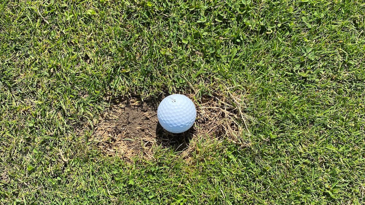 How to play from a Divot