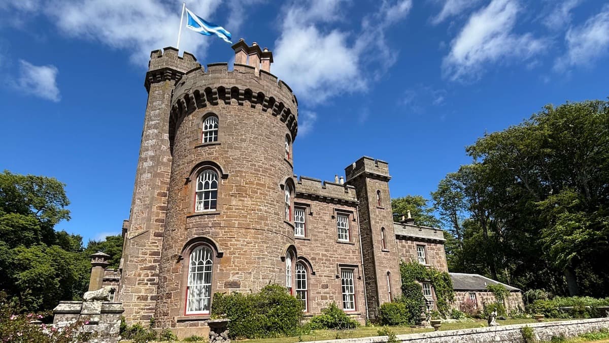 Scotland's Historic Golf and Castles